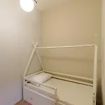New & Modern Luxury With Balcony Apartmán