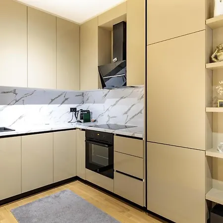 Apartman New & Modern Luxury With Balcony *