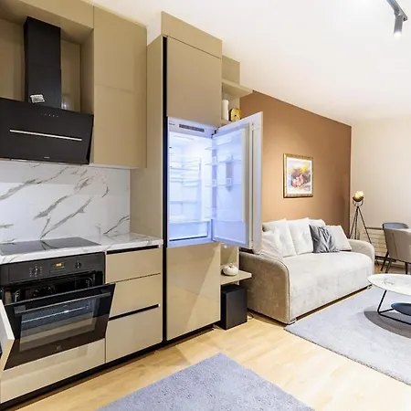 New & Modern Luxury With Balcony Apartman Sarajevo