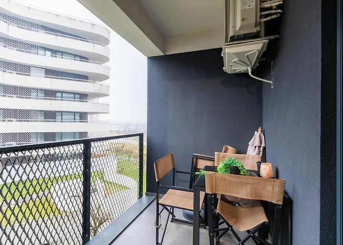 דירה New & Modern Luxury With Balcony סראייבו